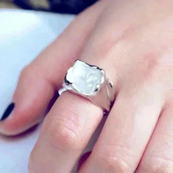 Men Artsy 925 Silver White Quartz Ring - Picture 1 of 1